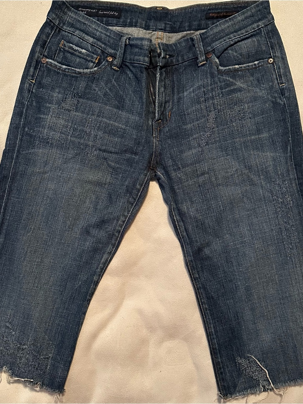 Citizens Of Humanity Distressed Dark Blue capri  Jeans